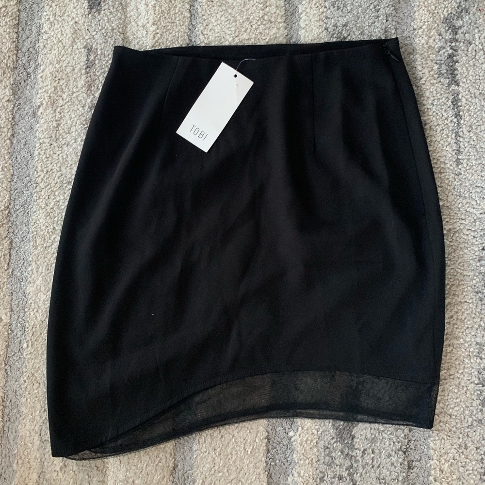 Brand new Tobi Skirt